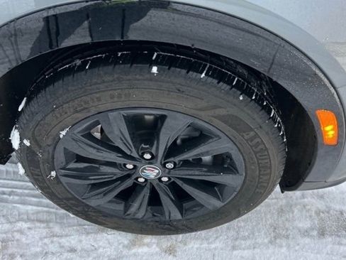 Used 2024 Buick Envista Sport Touring w/ Convenience I Package image 6