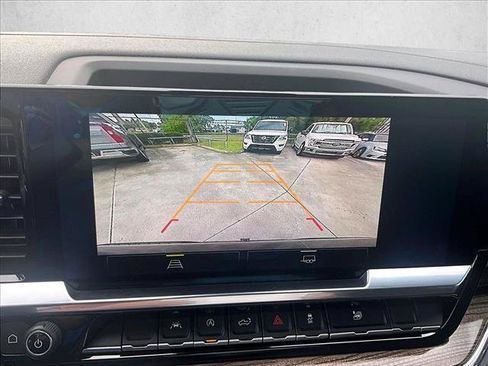 Used 2023 Chevrolet Silverado 1500 RST RWD image 23