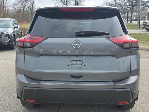 New 2026 Nissan Rogue SV w/ Cold Weather Package AWD/4WD image 13