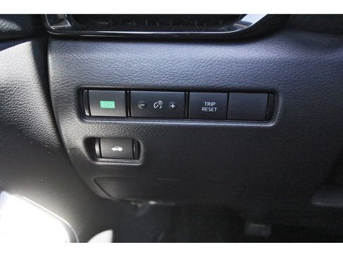 Used 2024 Nissan Sentra SR w/ SR Premium Package image 15