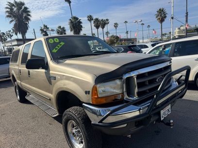 Used 2000 Ford F250 Lariat