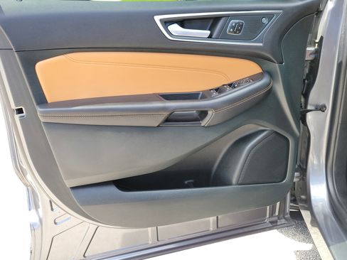 Certified 2024 Ford Edge Titanium w/ Titanium Elite Package AWD/4WD image 19