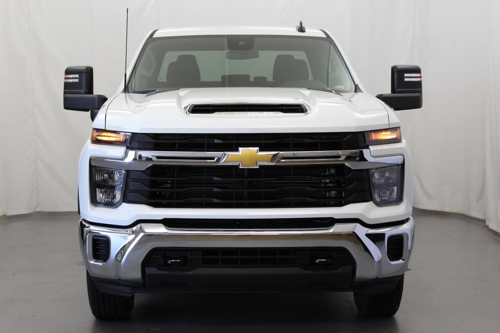Used 2026 Chevrolet Silverado 2500 LT AWD/4WD image 6