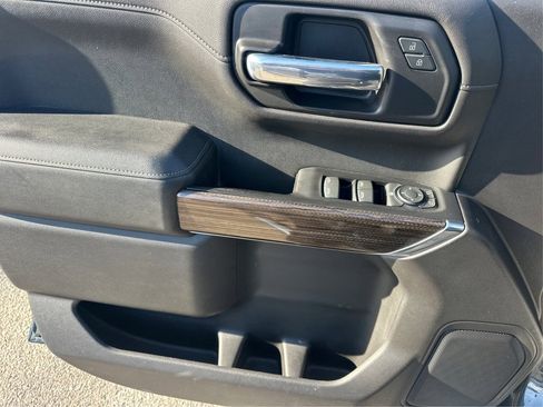 Used 2020 Chevrolet Silverado 1500 LT w/ All-Star Edition image 28