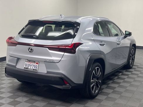 Certified 2025 Lexus UX 300h FWD image 5