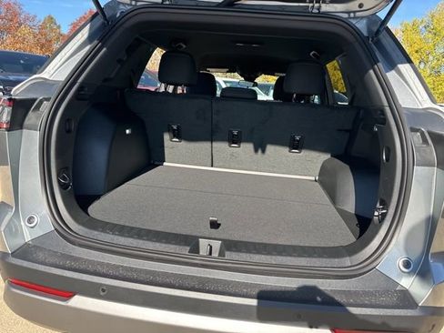 New 2026 Chevrolet Equinox LT w/ Midnight Edition image 12