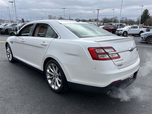 Used 2014 Ford Taurus Limited w/ Equipment Group 301A image 5