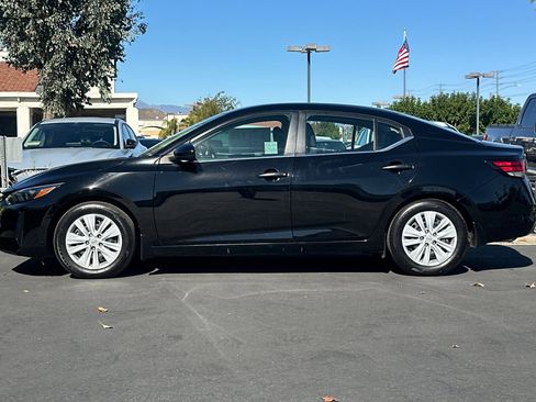 Used 2025 Nissan Sentra S image 7