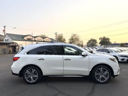 Used 2017 Acura MDX SH-AWD w/ Technology Package image 5