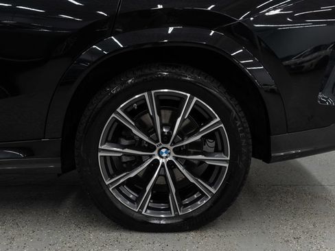 Used 2026 BMW X6 xDrive40i AWD/4WD image 42