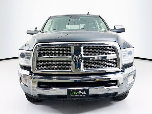 Used 2014 RAM 2500 Laramie image 2