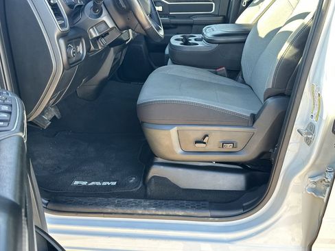 Used 2024 RAM 2500 Big Horn image 9