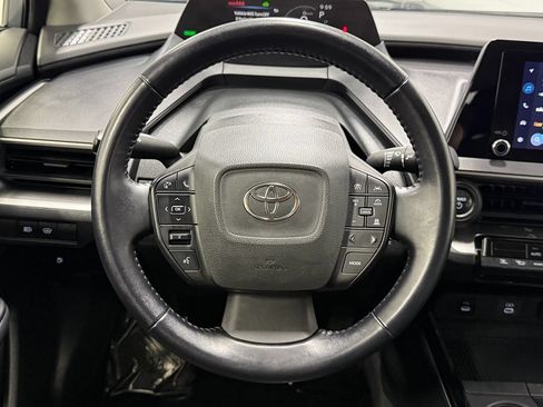 Used 2023 Toyota Prius LE FWD image 16