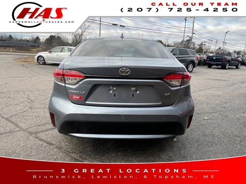 Used 2022 Toyota Corolla LE image 5