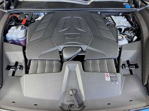 New 2026 Porsche Cayenne S image 23