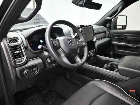 Used 2024 RAM 2500 Limited AWD/4WD image 19
