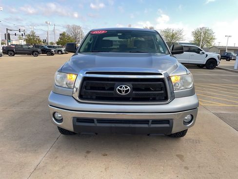 Used 2013 Toyota Tundra 2WD CrewMax w/ SR5 Pkg image 3