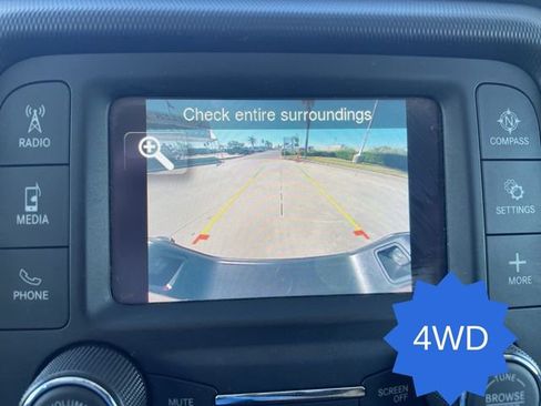 Used 2021 Jeep Gladiator Sport AWD/4WD image 14