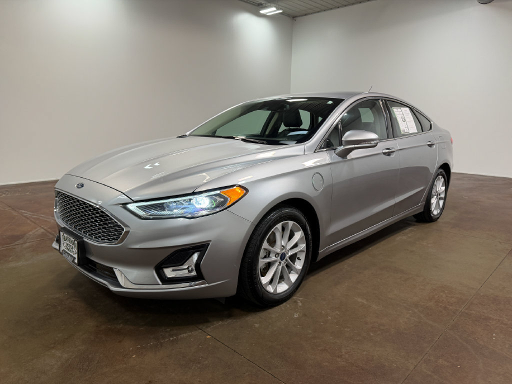 Used 2020 Ford Fusion Energi Titanium FWD image 40