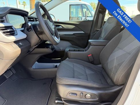 New 2027 Chevrolet Bolt LT w/ Comfort Package image 5