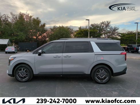 Certified 2026 Kia Carnival EX image 8