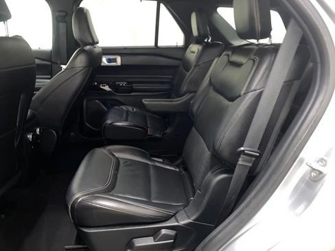 Used 2021 Ford Explorer ST w/ Equipment Group 401A image 9