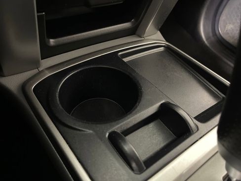 Used 2013 Toyota 4Runner SR5 w/ Convenience Pkg image 30