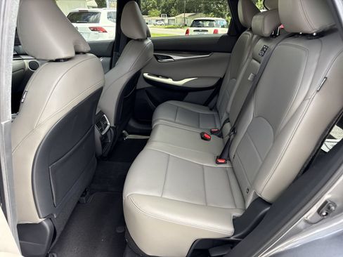 Used 2025 INFINITI QX50 Luxe AWD/4WD image 10