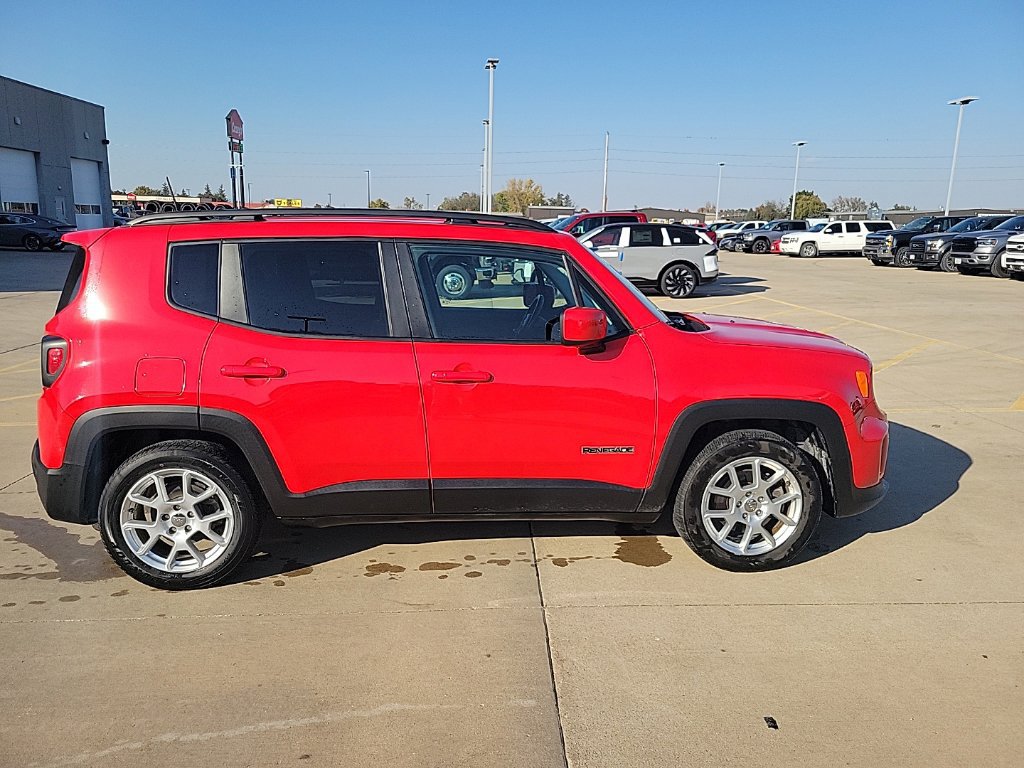 Used 2021 Jeep Renegade Latitude w/ Convenience Group FWD image 2