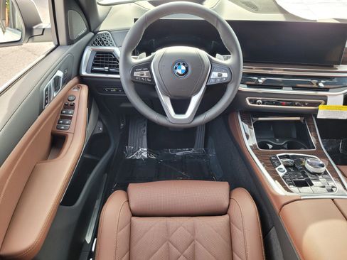 New 2026 BMW X5 xDrive50e w/ Executive Package image 12