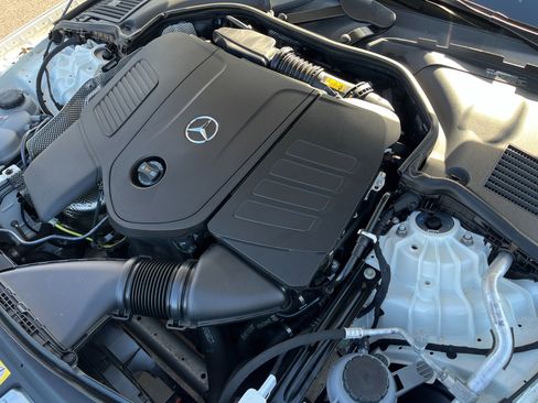 Used 2024 Mercedes-Benz CLE 300 4MATIC Coupe image 20