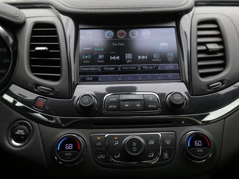 Used 2018 Chevrolet Impala LT w/ LT Leather Package image 15