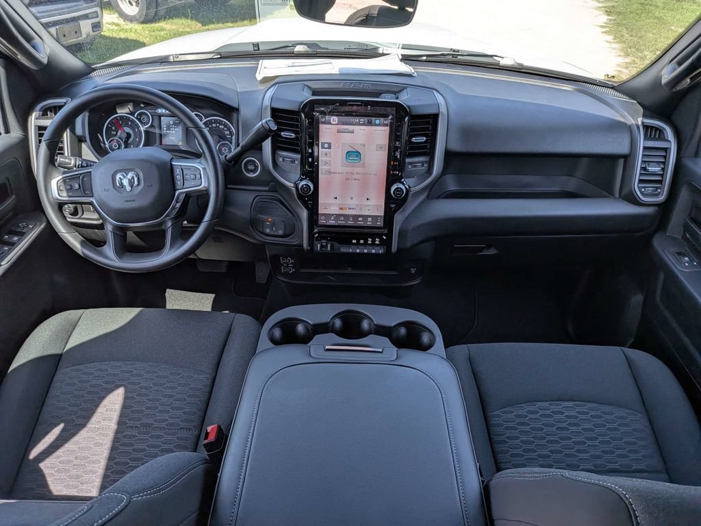 New 2026 RAM 3500 Tradesman AWD/4WD image 15
