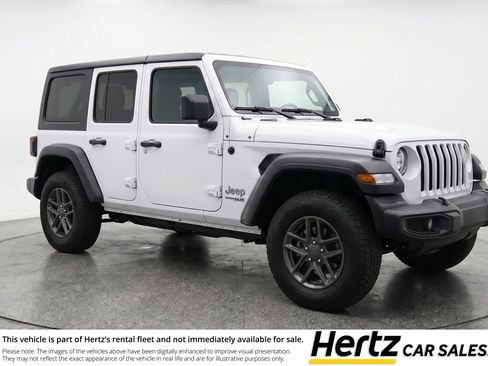 Used 2025 Jeep Wrangler Unlimited Sport AWD/4WD image 1