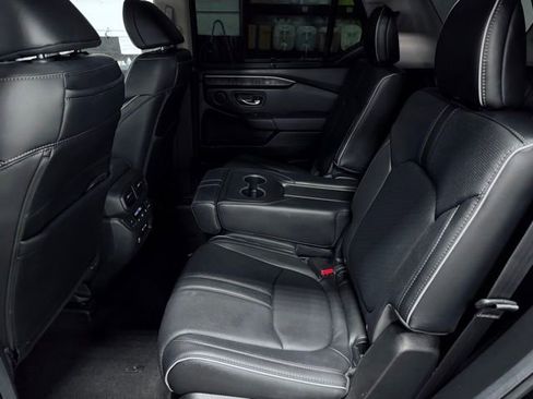 Used 2024 Honda Pilot Elite image 24