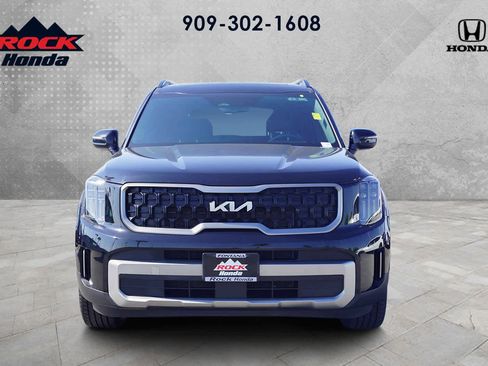 Used 2023 Kia Telluride EX X-Line image 2