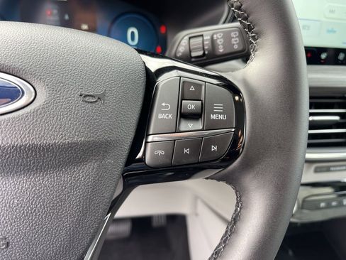 New 2026 Ford Escape SE w/ PHEV Premium Package image 15