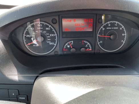Used 2021 RAM ProMaster 2500 w/ Convenience Group FWD image 17