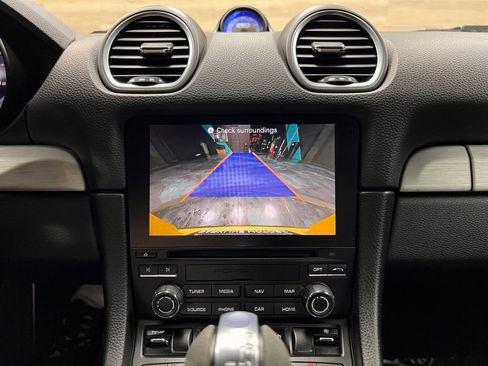 Used 2023 Porsche 718 Cayman GT4 RWD image 7
