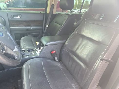 Used 2017 Ford Flex Limited w/ Equipment Group 303A AWD/4WD image 5