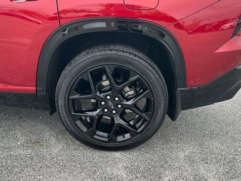 Certified 2024 Chevrolet Traverse RS image 10