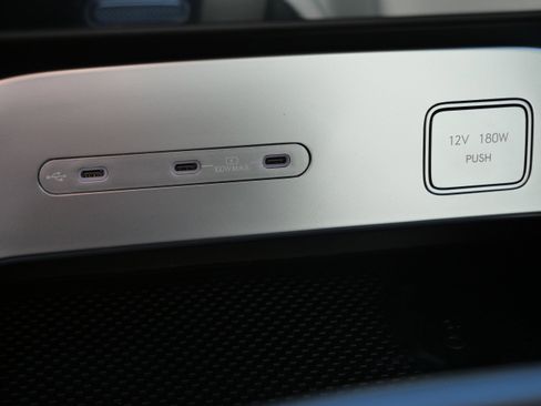 Certified 2026 Hyundai Ioniq 9 Limited image 27