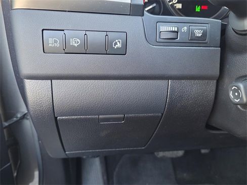 Used 2019 Lexus LX 570 570 image 30