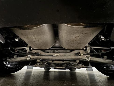 Used 2015 Chevrolet Corvette Z06 w/ 3LZ Preferred Equipment Group image 37