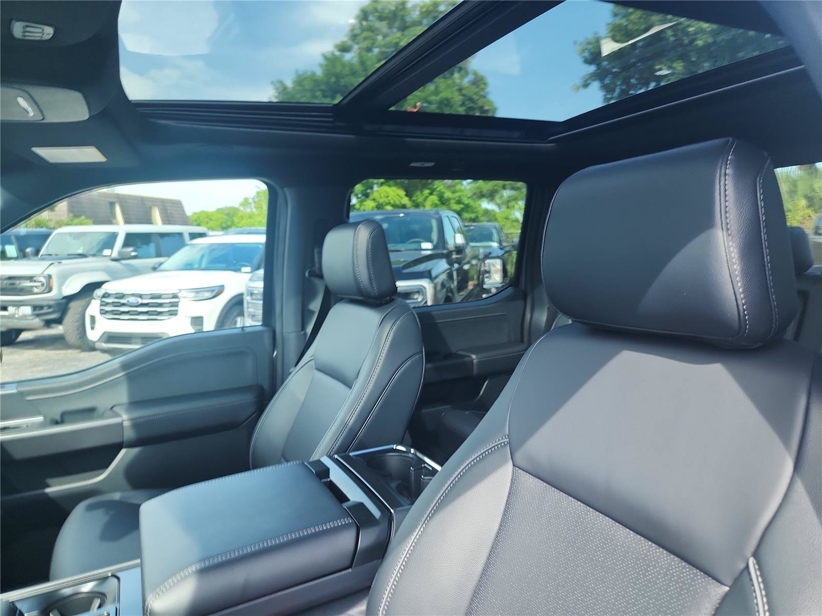 New 2026 Ford F150 Lariat w/ Equipment Group 502A High AWD/4WD image 14