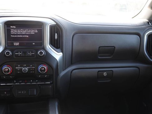 Used 2022 Chevrolet Silverado 1500 LT Trail Boss w/ Convenience Package II AWD/4WD image 24