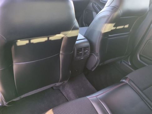 Used 2025 Ford Escape ST-Line image 19