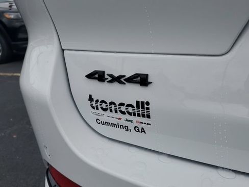 New 2025 Jeep Grand Cherokee L Summit image 9