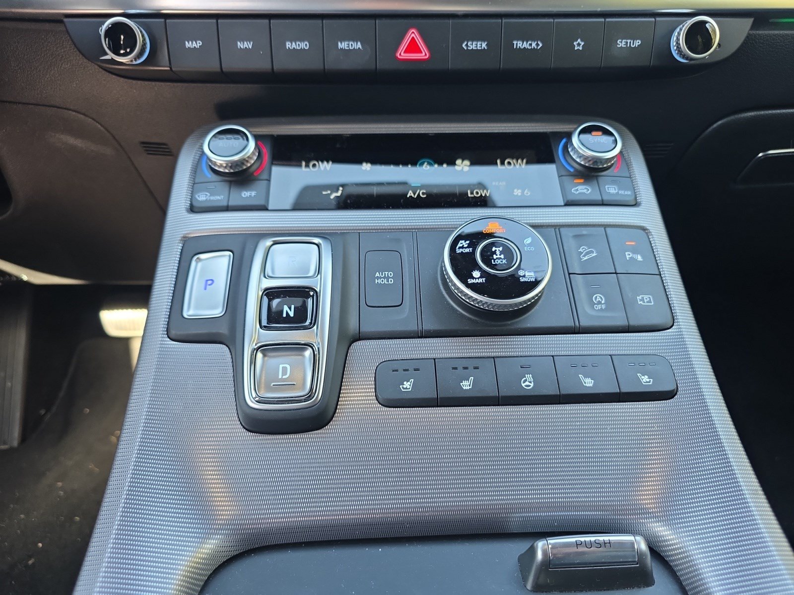 Used 2024 Hyundai Palisade Calligraphy AWD/4WD image 13