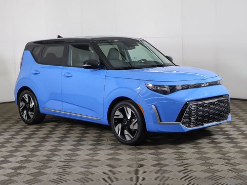 Used 2023 Kia Soul GT-Line FWD image 48
